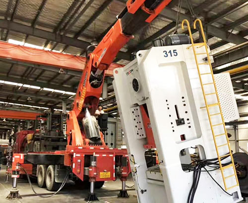 华容提升工作效率，选择优质折臂吊租赁服务