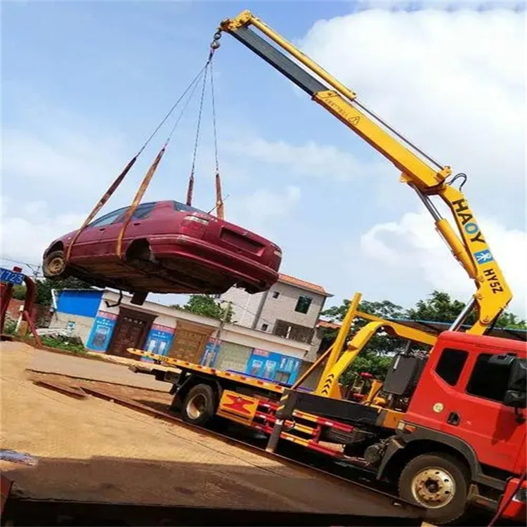 华容吊车救援小汽车怎么吊